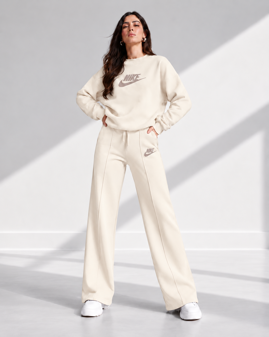 Women's Relaxed Sweatshirt & Wide-Leg Pants Set