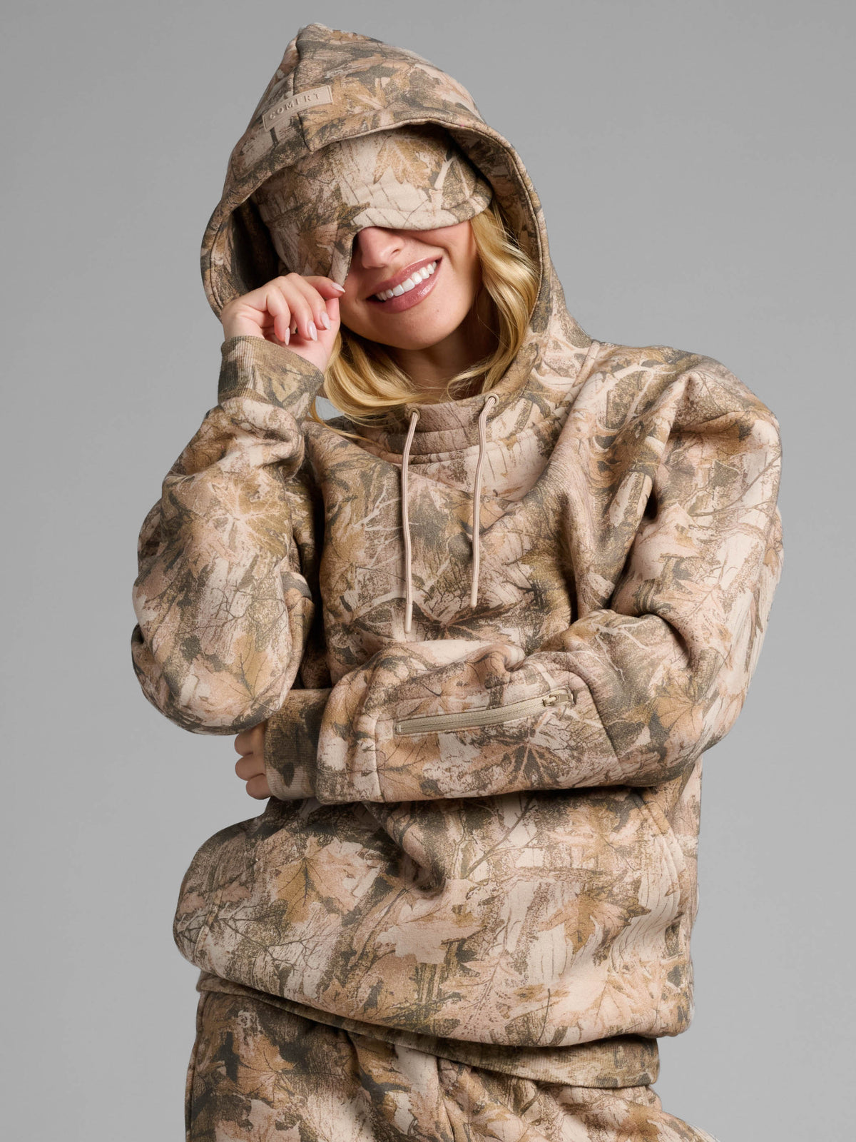 Unisex Heavyweight Fleece Travel Hoodie