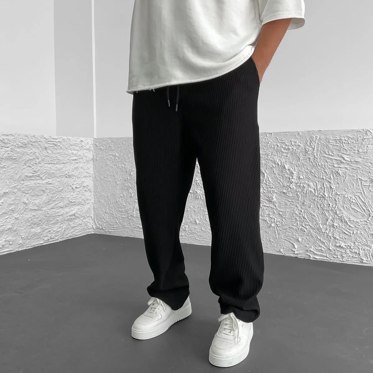 Men's Ribbed Knit Relaxed-Fit Pants