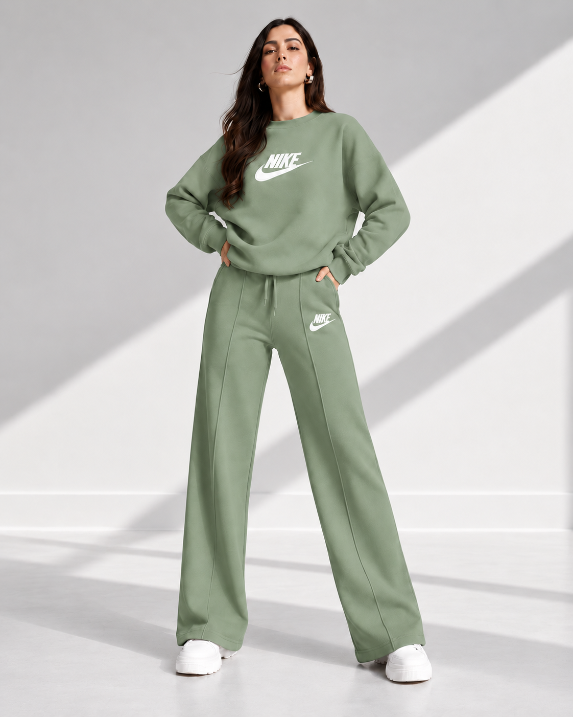 Women's Relaxed Sweatshirt & Wide-Leg Pants Set