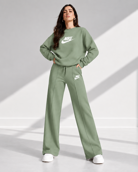 Women's Relaxed Sweatshirt & Wide-Leg Pants Set