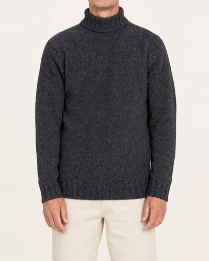 Men's Geelong Lambswool Chunky Polo Neck Jumper – Charcoal