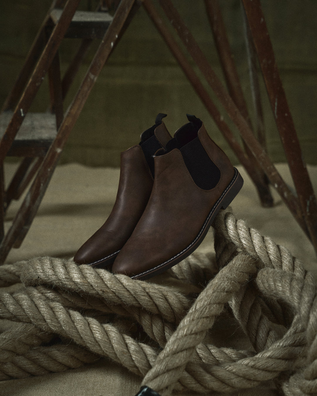 Men's Leather Chelsea Boots