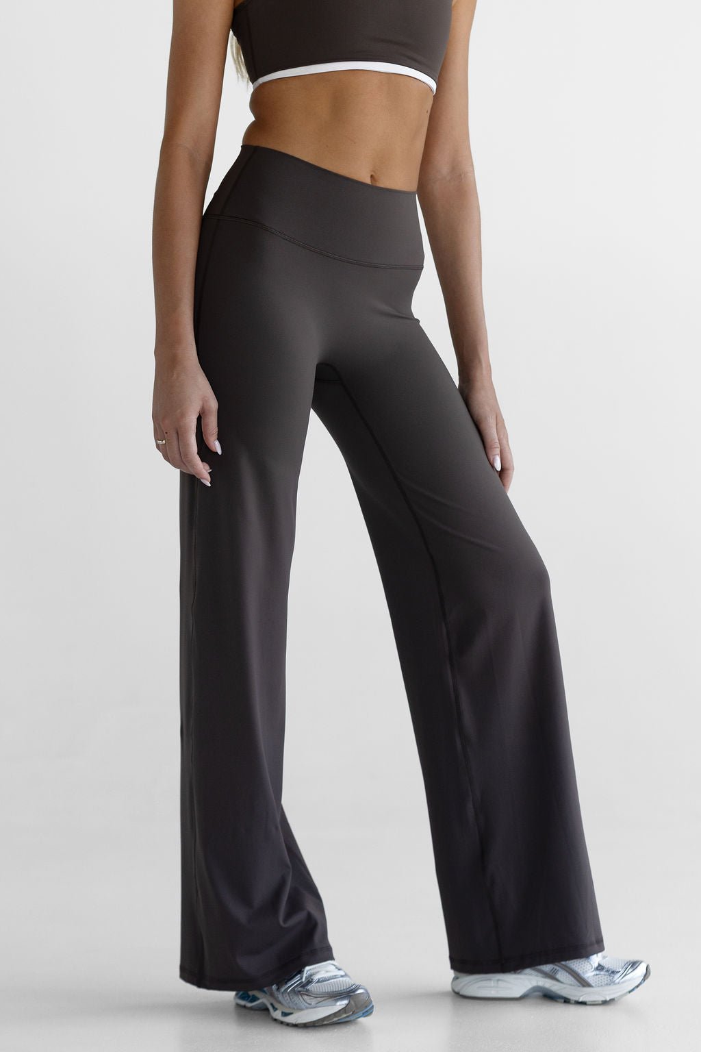 Women's Nylon-Blend Wide Leg Pants